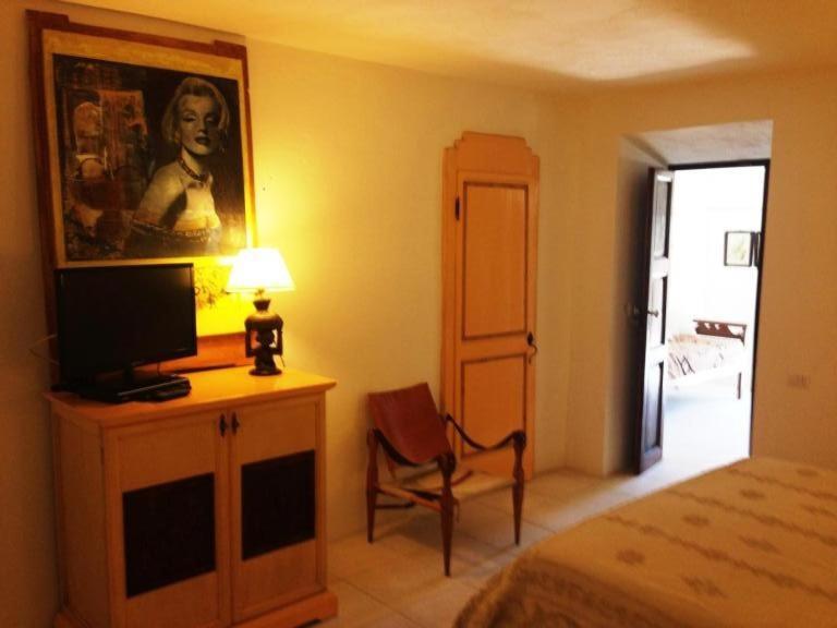 Antica Dimora La Corona San Pantaleo Εξωτερικό φωτογραφία