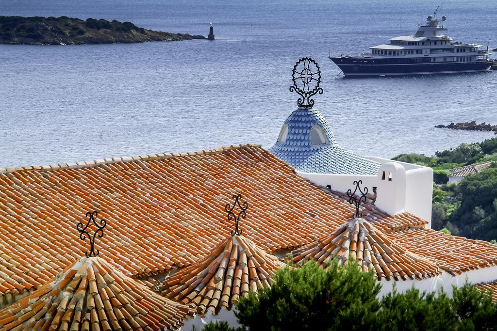 Antica Dimora La Corona San Pantaleo Εξωτερικό φωτογραφία