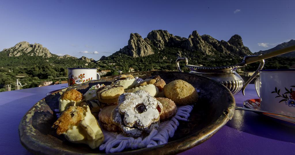 Antica Dimora La Corona San Pantaleo Εξωτερικό φωτογραφία